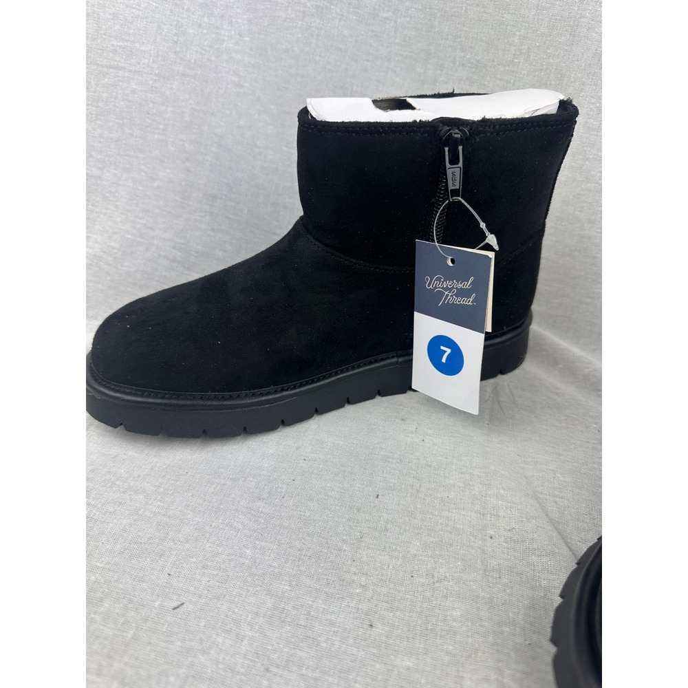 Universal Thread Womens Black Faux Suede Ankle Boots Side Zip Memory Foam Size 7 - Picture 4 of 5